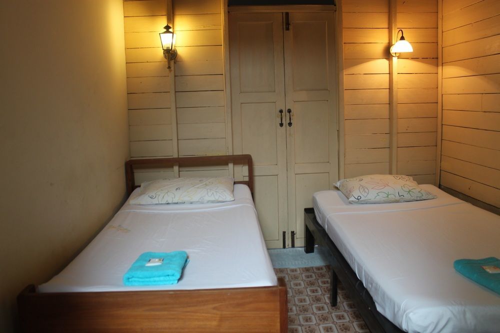 D Hostel
